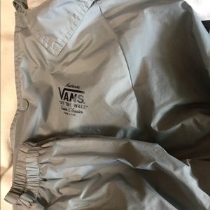 Vans off the wall windbreaker great condition